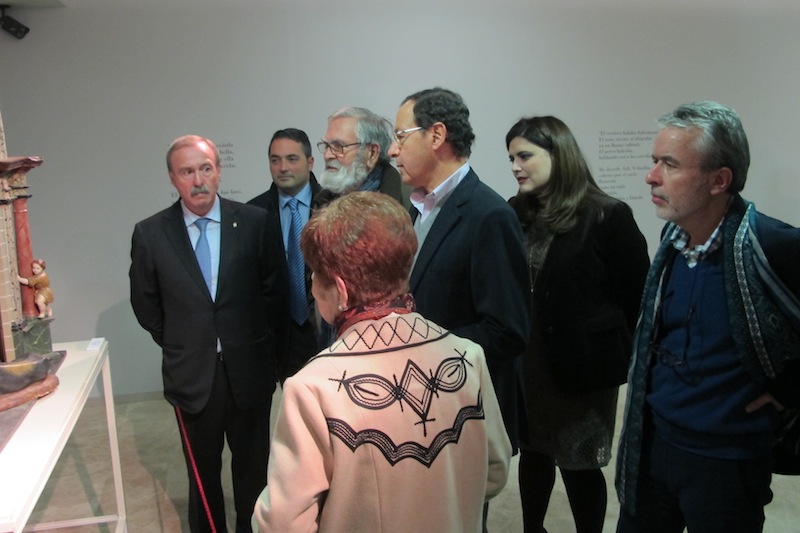 Asistentes a la inauguración de la exposición "El belén de Salzillo a través de Nicolás Almansa"